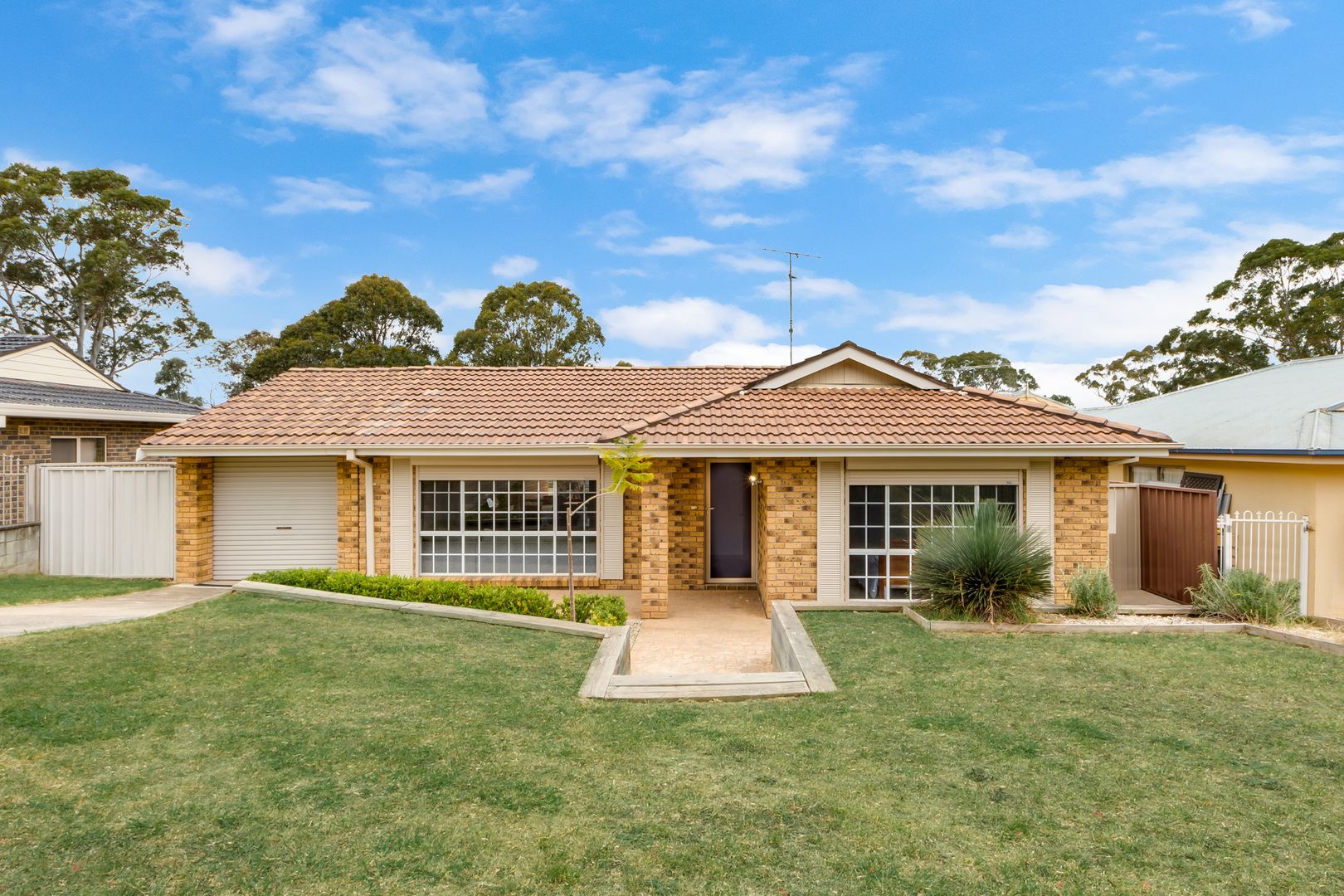 45 Southdown Road, Elderslie NSW 2570