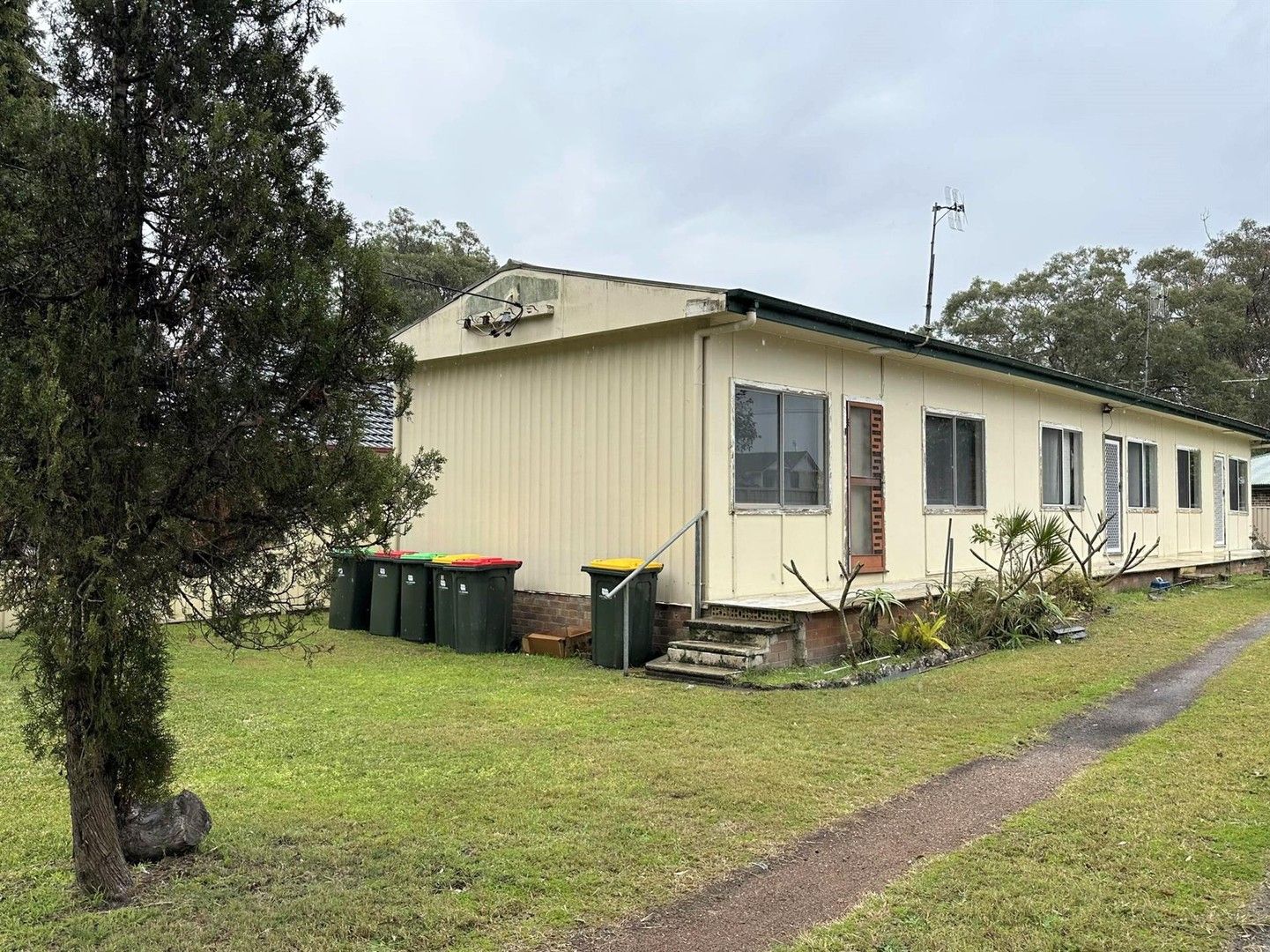 51 Johnson Parade, Lemon Tree Passage NSW 2319 Apartment For Rent