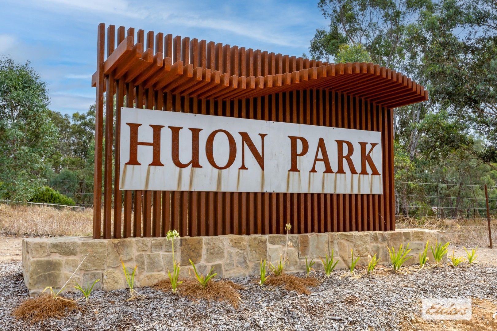 12 Arwon Road, Huon Creek VIC 3691, Image 0