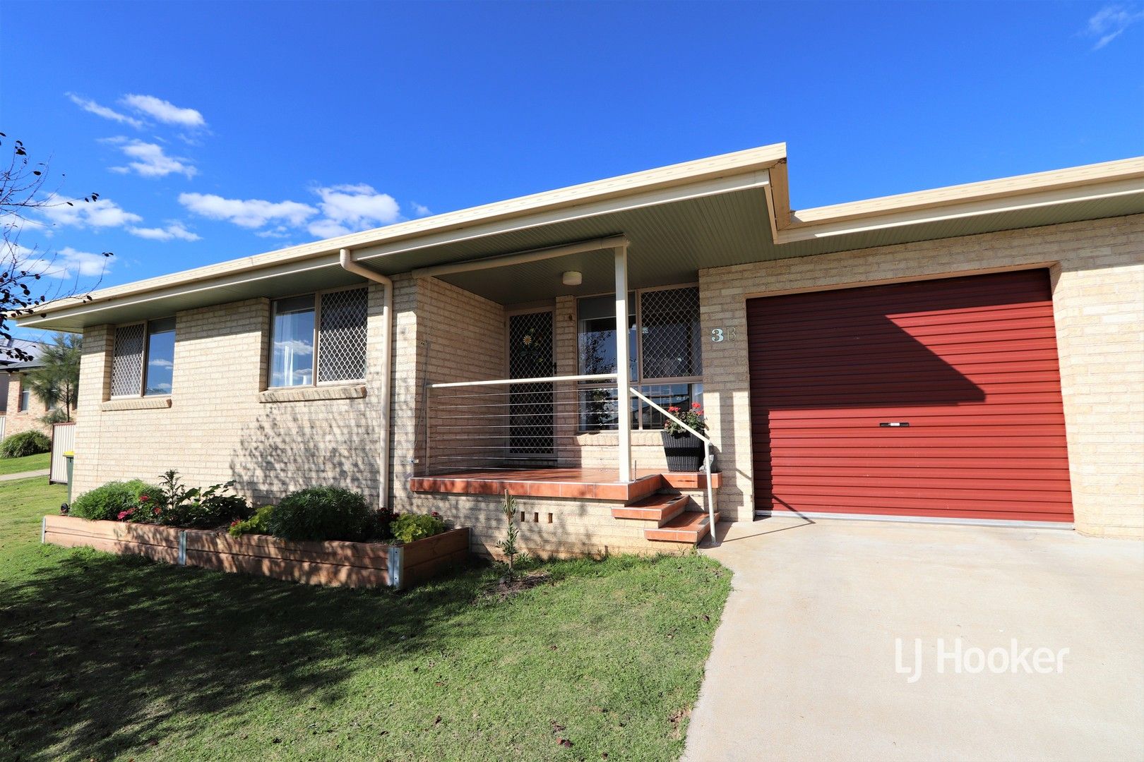 3 bedrooms Semi-Detached in 3B Kingfisher Drive INVERELL NSW, 2360