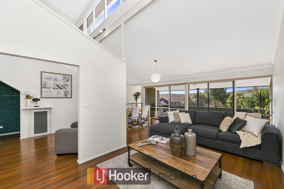 72 Barnet Close, Swinger Hill ACT 2606, Image 2