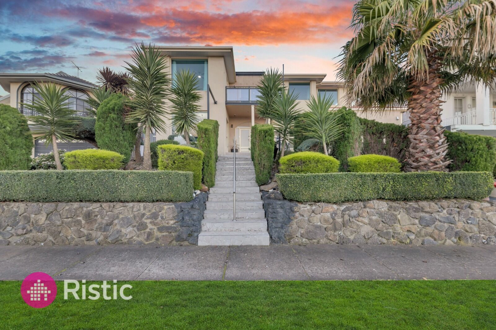 26 Excelsior Heights, Craigieburn VIC 3064 Domain