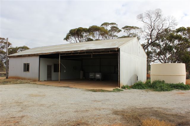 Lot 303 Great Eastern Highway, MOORINE ROCK WA 6425, Image 2