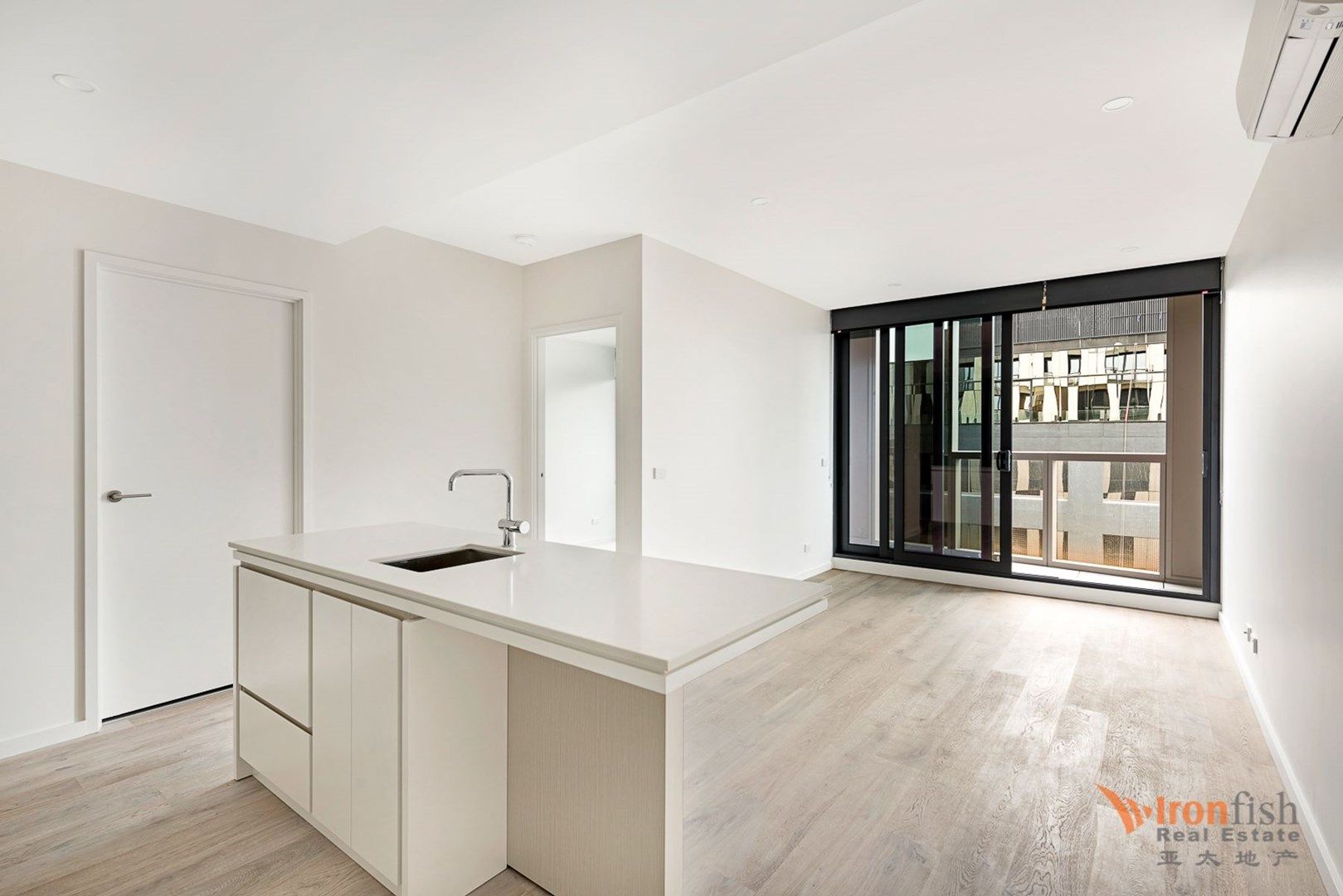 1 bedrooms Apartment / Unit / Flat in 908/70 Dorcas Street SOUTHBANK VIC, 3006