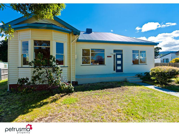 10 Talune Street, Lindisfarne TAS 7015