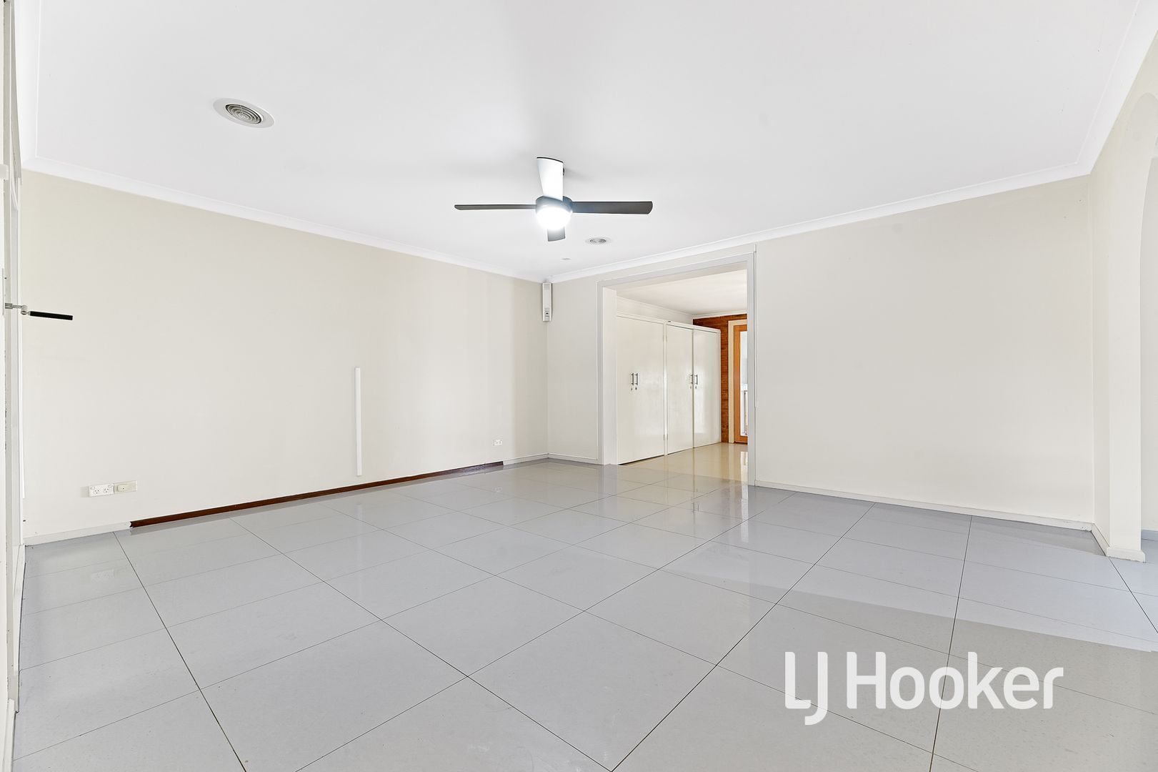 30 Lesley Drive, Hampton Park VIC 3976, Image 1