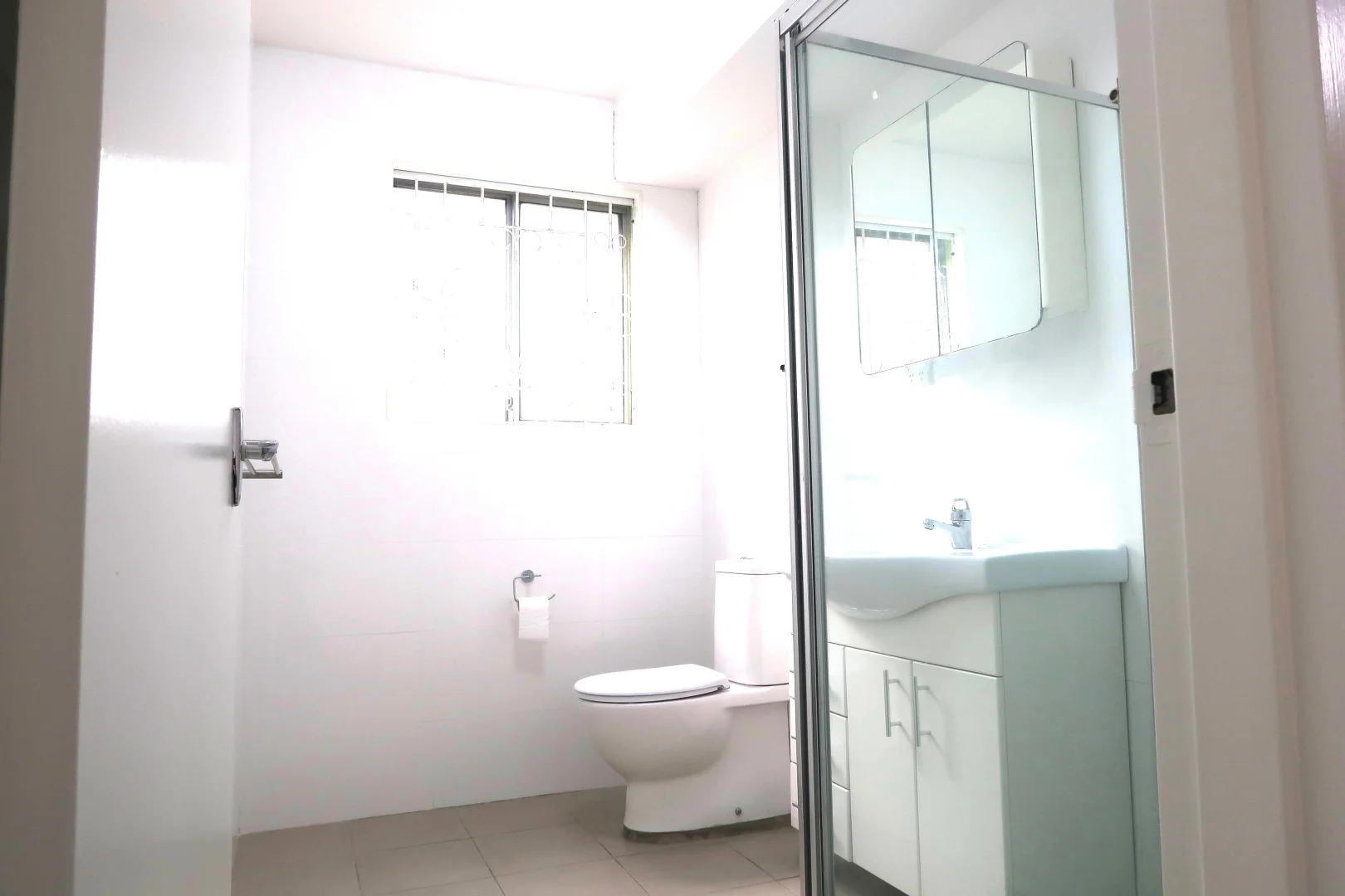 Additional image 6 of 2/127 Chapel RD, Bankstown NSW 2200