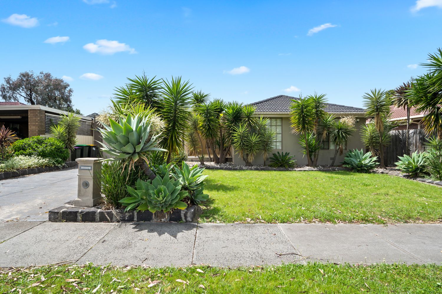 3 bedrooms House in 103 Mill Park Drive MILL PARK VIC, 3082