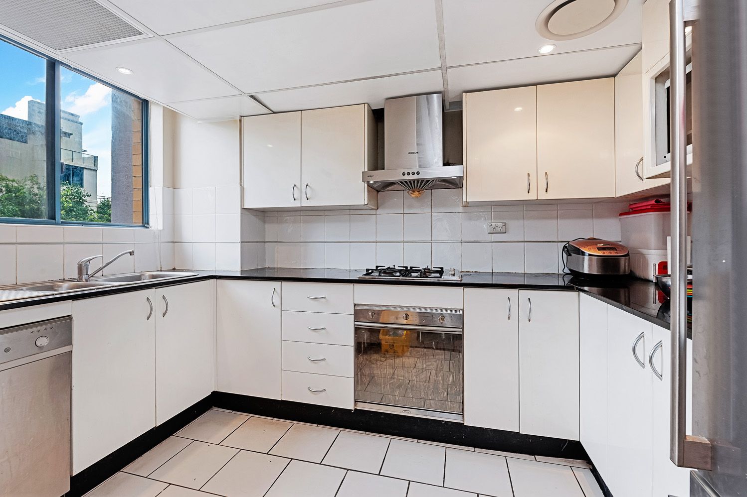 3 bedrooms Apartment / Unit / Flat in 23/30-34 Romsey Street WAITARA NSW, 2077