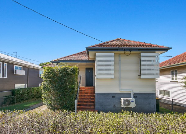 18 Lloyd Street, Camp Hill QLD 4152