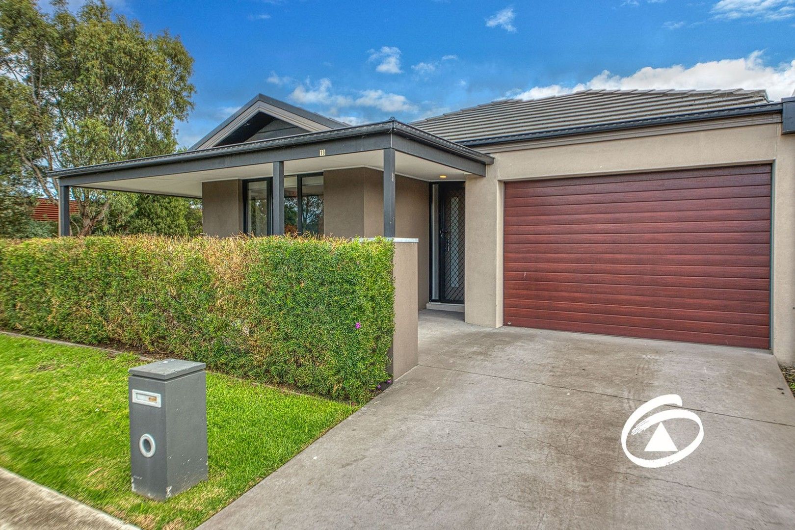 10 Etonian Street, Officer VIC 3809, Image 0