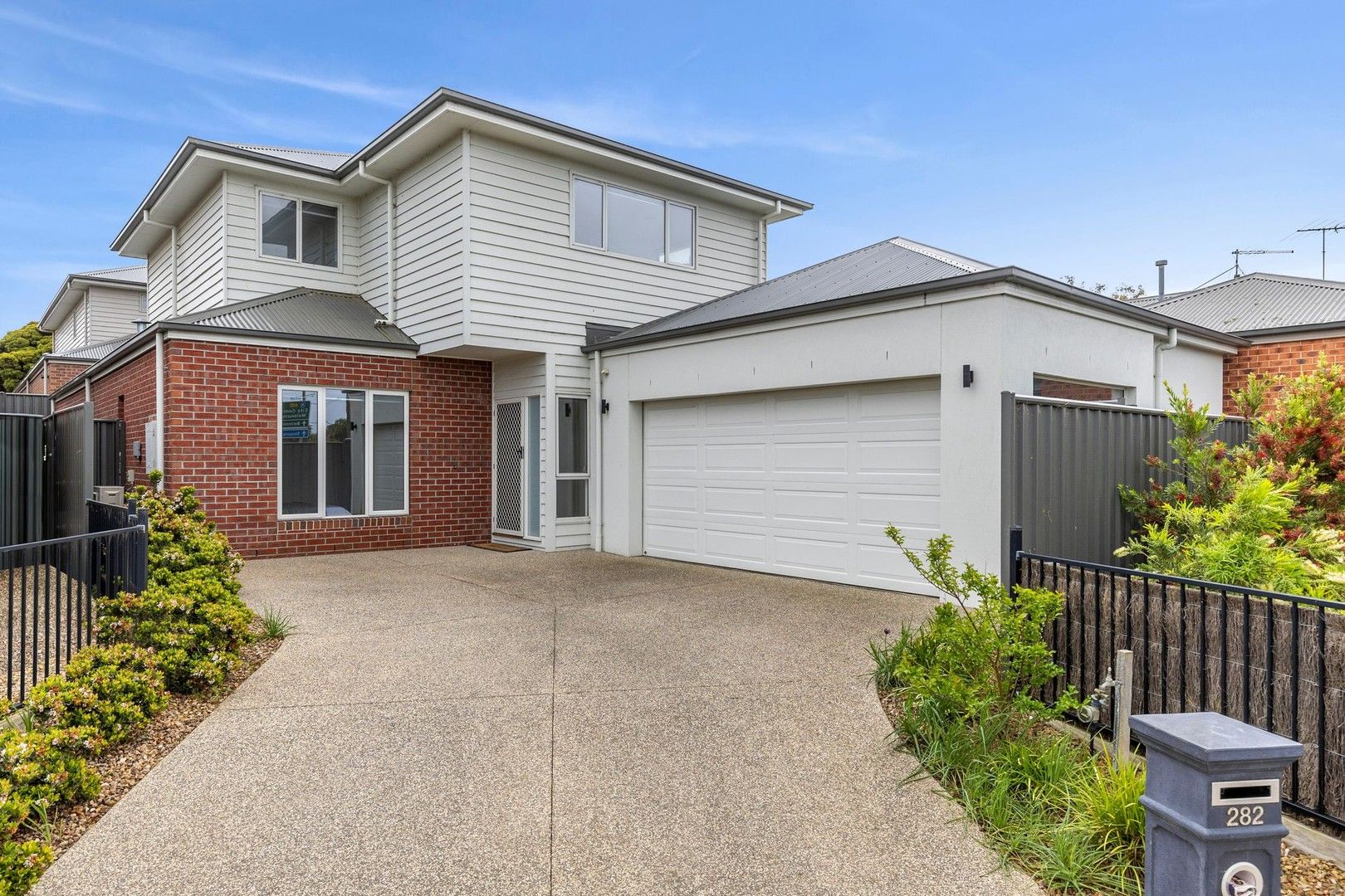 3 bedrooms Townhouse in 282 High Street BELMONT VIC, 3216