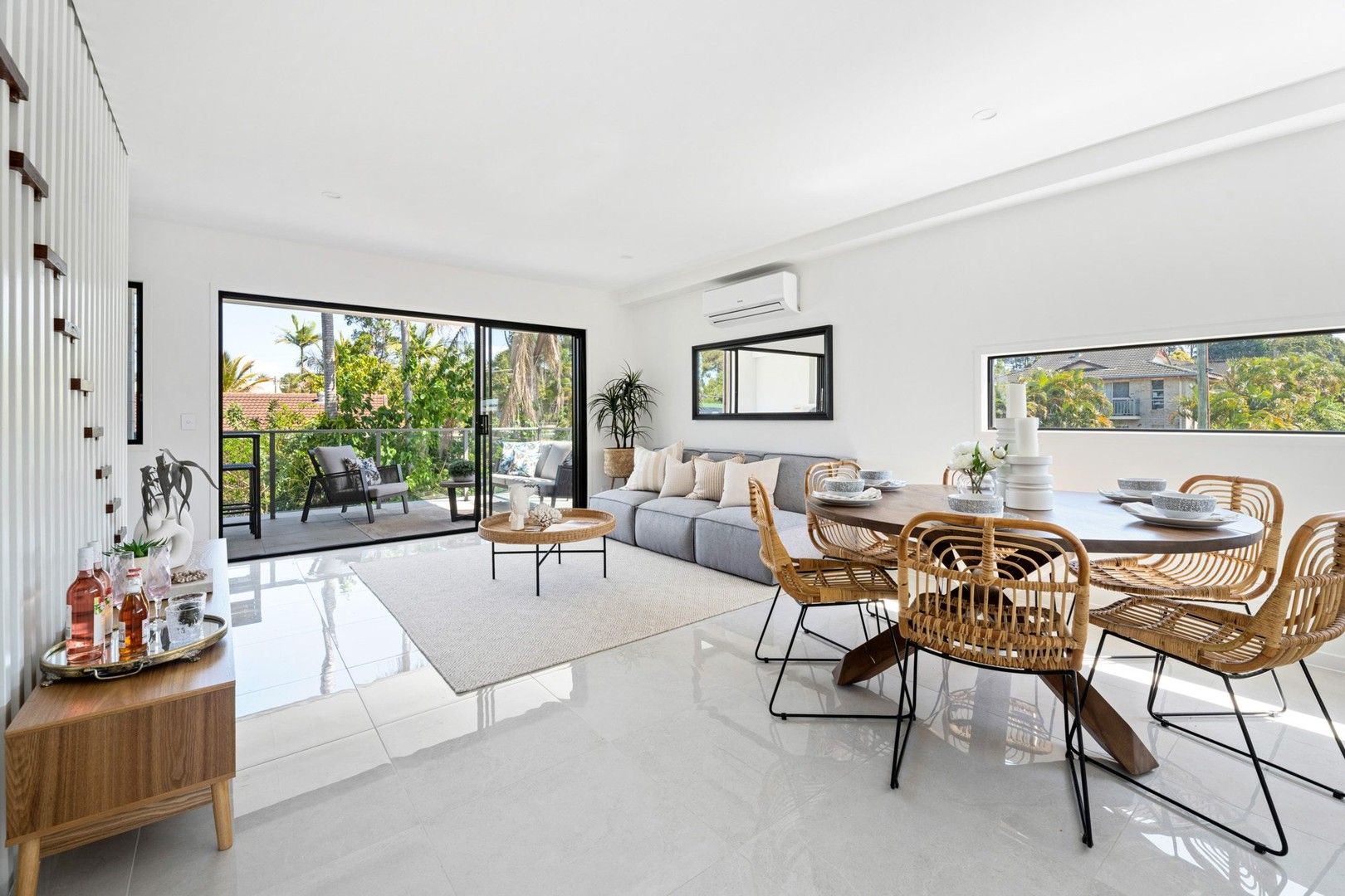 4 bedrooms Townhouse in 1/32 Ward Street SOUTHPORT QLD, 4215