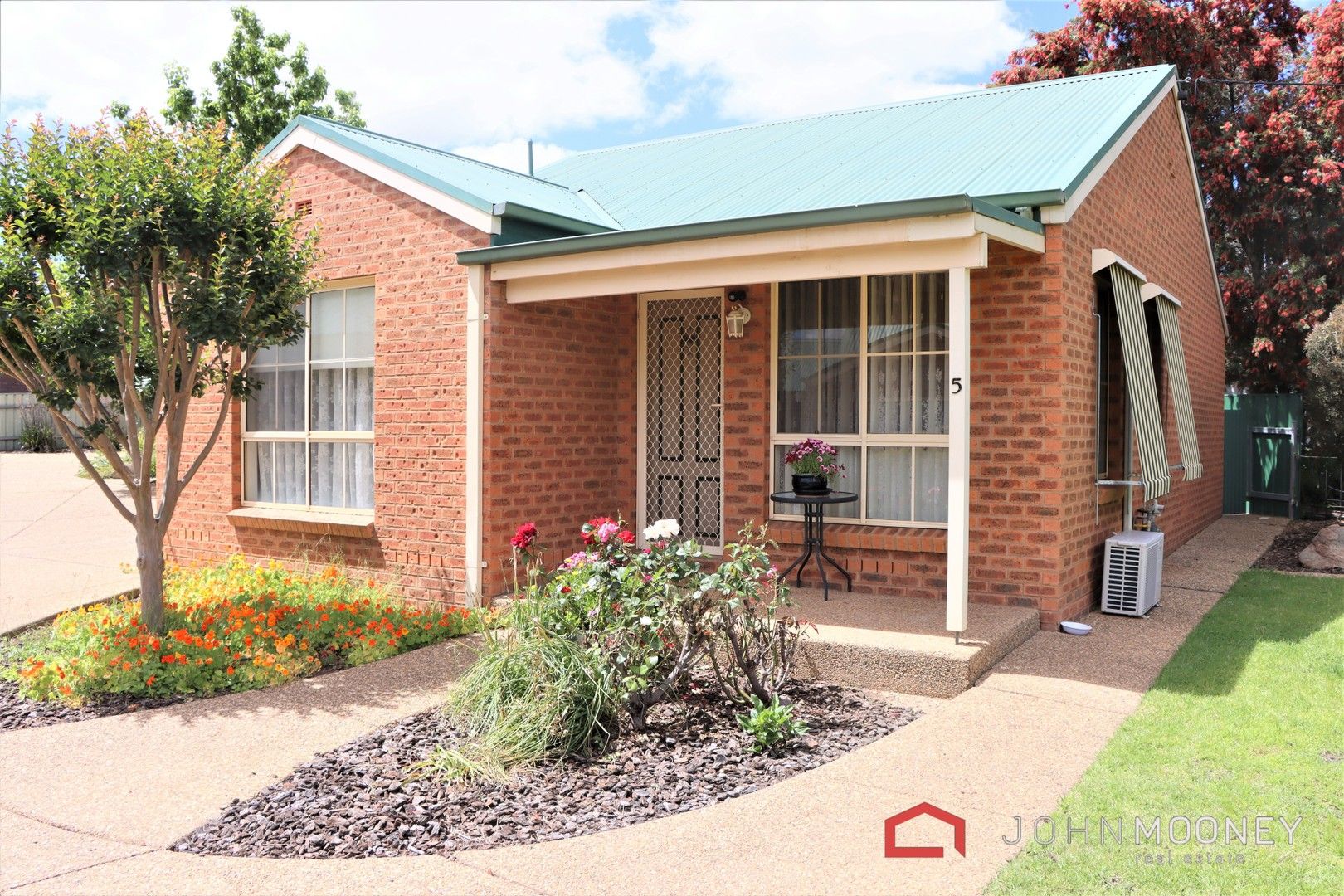 5/35 Kenneally Street, Kooringal NSW 2650, Image 0