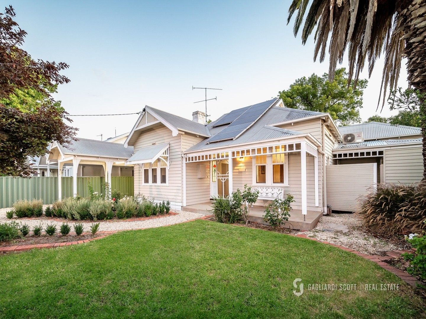 4 bedrooms House in 112 Knight Street SHEPPARTON VIC, 3630