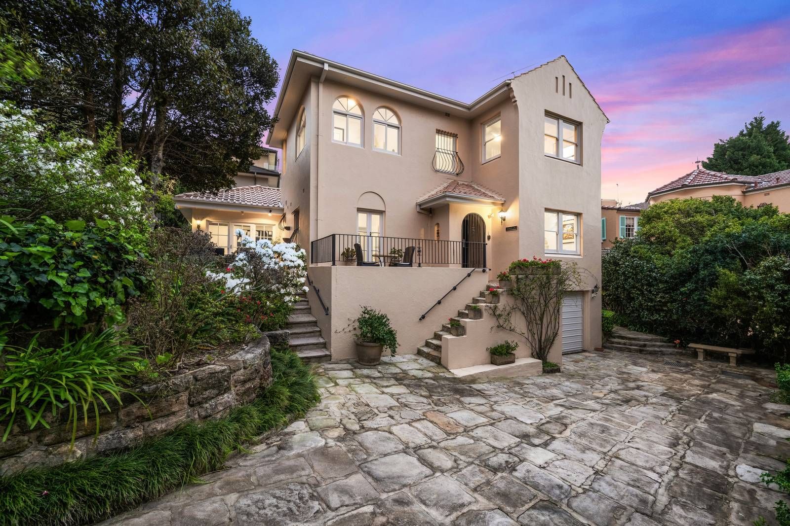 4 bedrooms House in 80B Hopetoun Avenue VAUCLUSE NSW, 2030