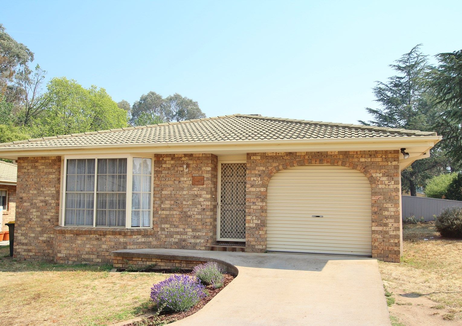 4/10-12 Blackett Avenue, Young NSW 2594, Image 0