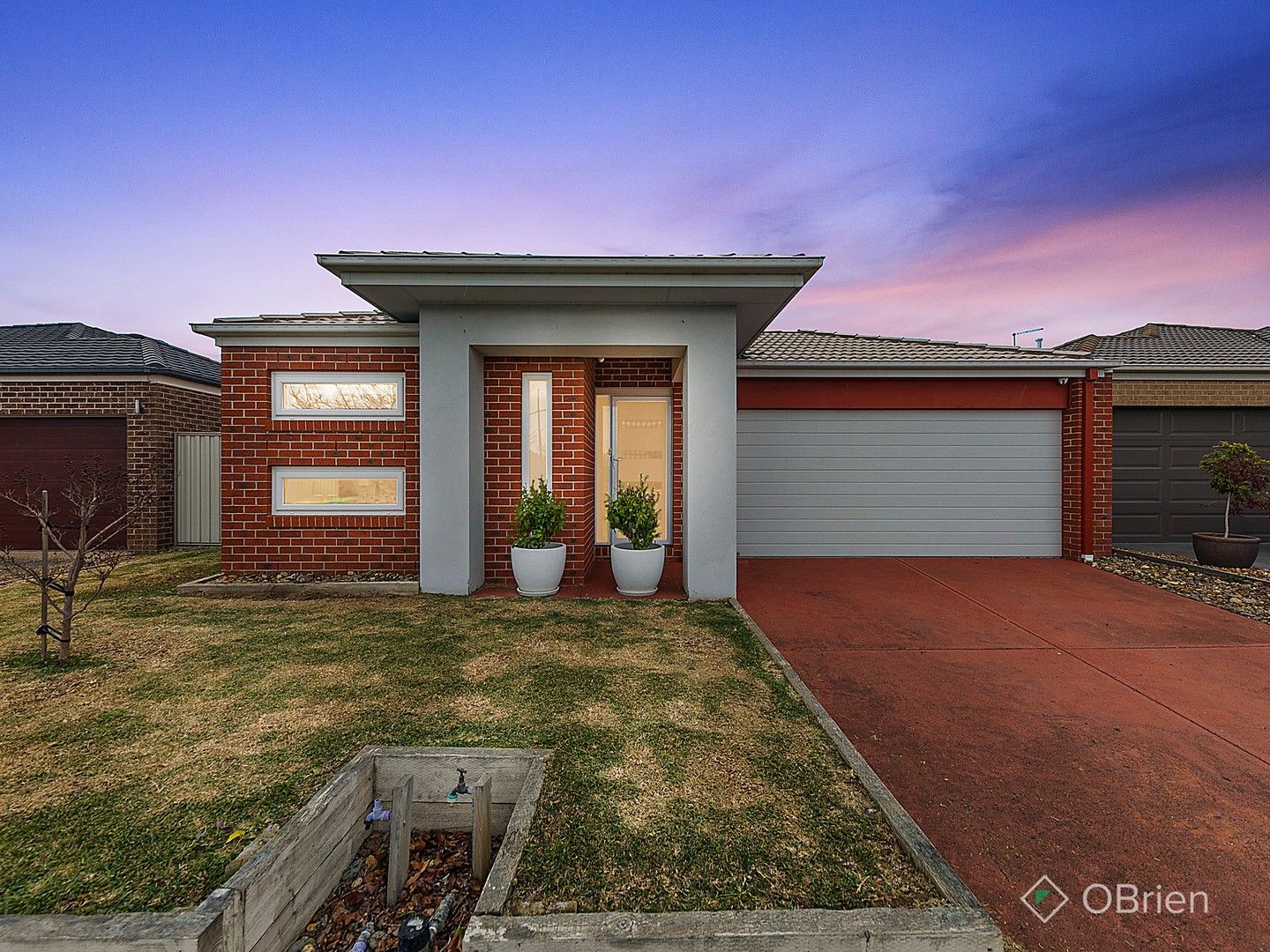 4 bedrooms House in 43 Edenbrook Circuit PAKENHAM VIC, 3810