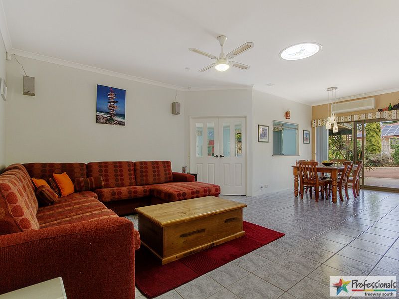 1 Baker Mews, Wellard WA 6170, Image 2