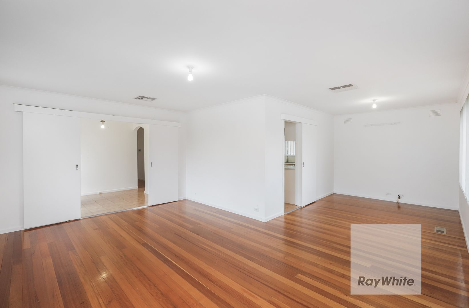 6 Bede Court, Gladstone Park VIC 3043, Image 1