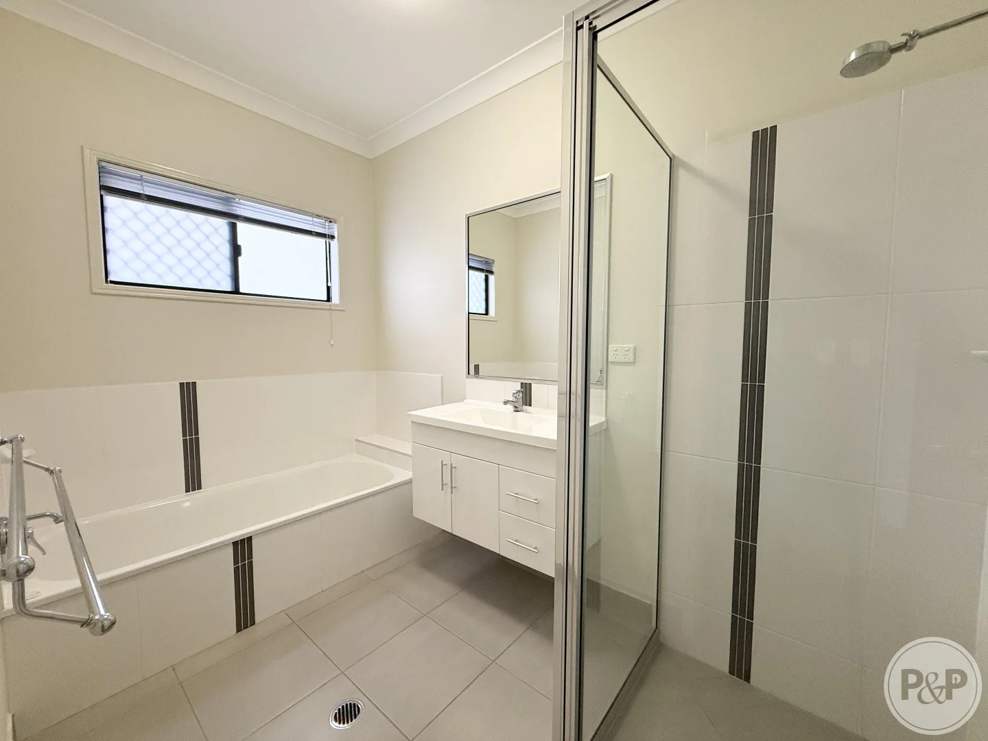 Additional image 11 of 35 Hollanders Crescent, Kelso QLD 4815