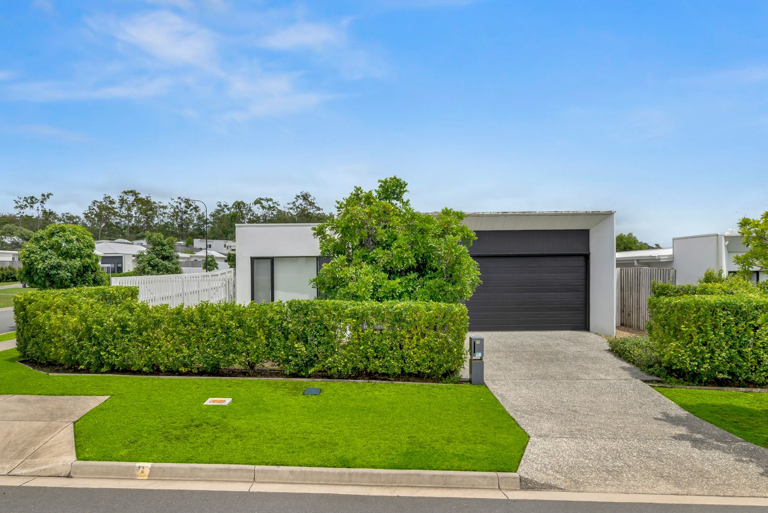 77 The Heights Boulevard, Pimpama QLD 4209 Domain