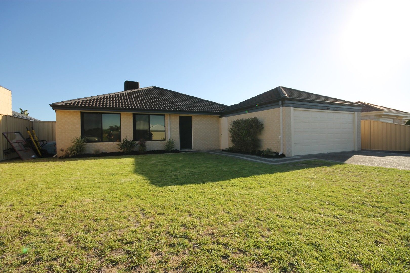 4 bedrooms House in 140 Braidwood Drive AUSTRALIND WA, 6233