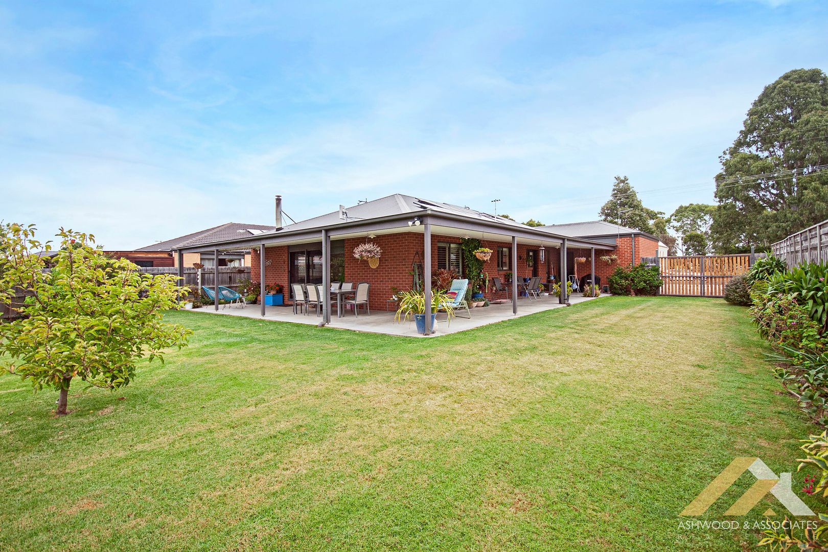 16 Church St, Lindenow VIC 3865, Image 2