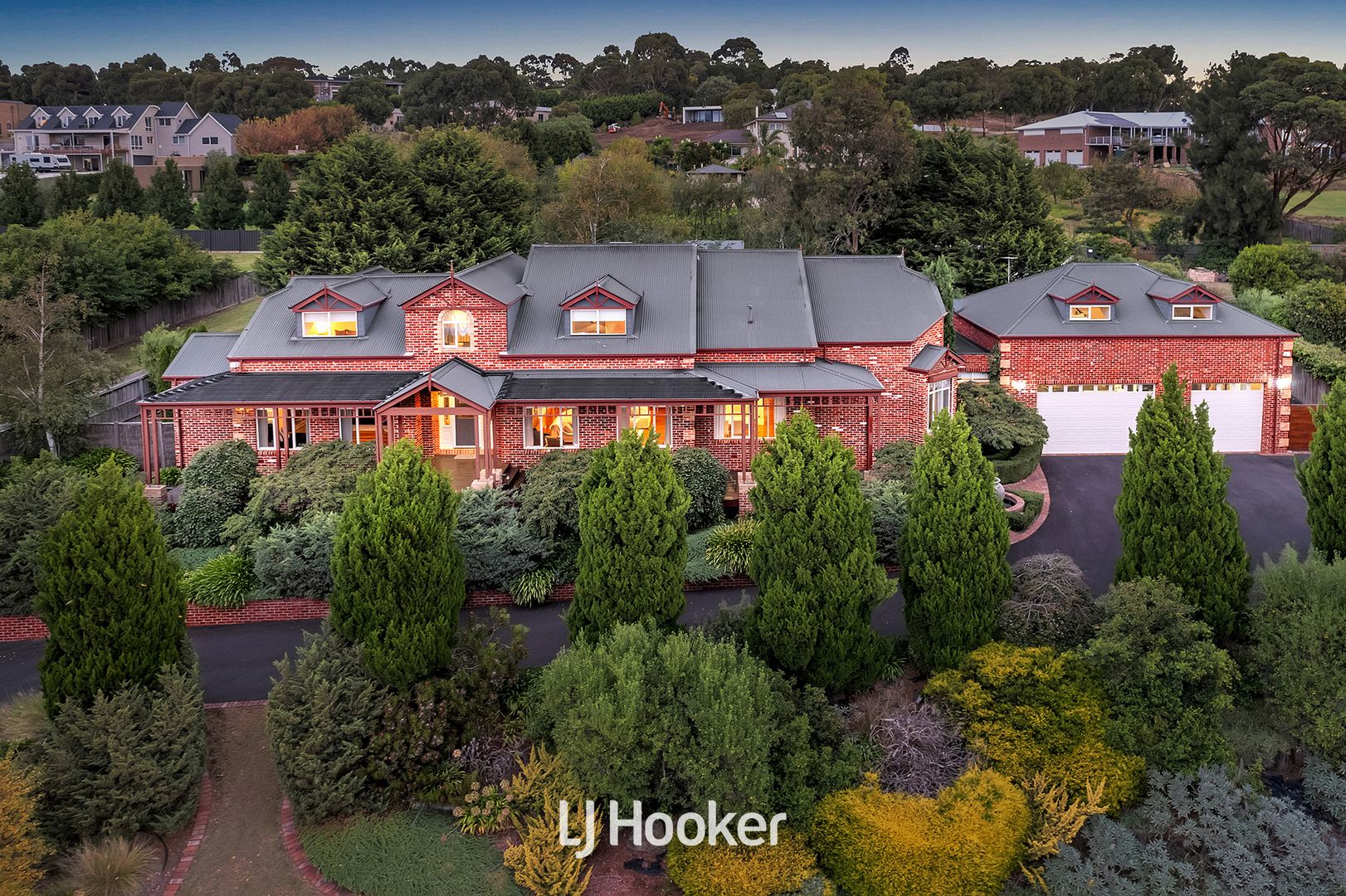 5 Nolan Close, Narre Warren North VIC 3804, Image 1