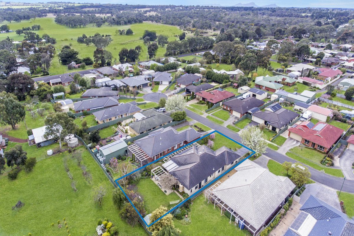 5 Kent Manor, Hamilton VIC 3300, Image 2