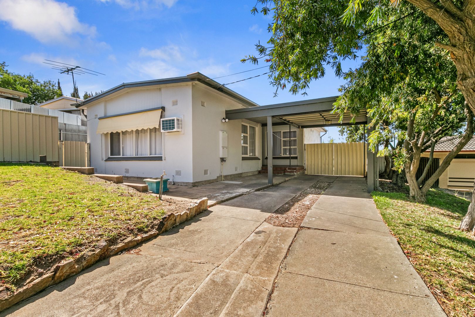 20 Kurandah Street, O'Sullivan Beach SA 5166, Image 2