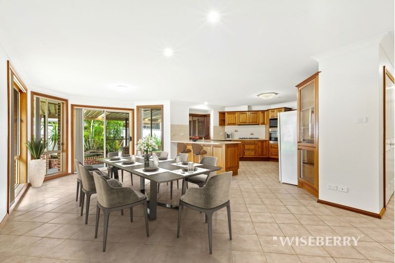 11 Bromley Court, Lake Haven NSW 2263, Image 2