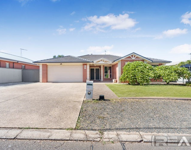 11 Barber Street, Willaston SA 5118