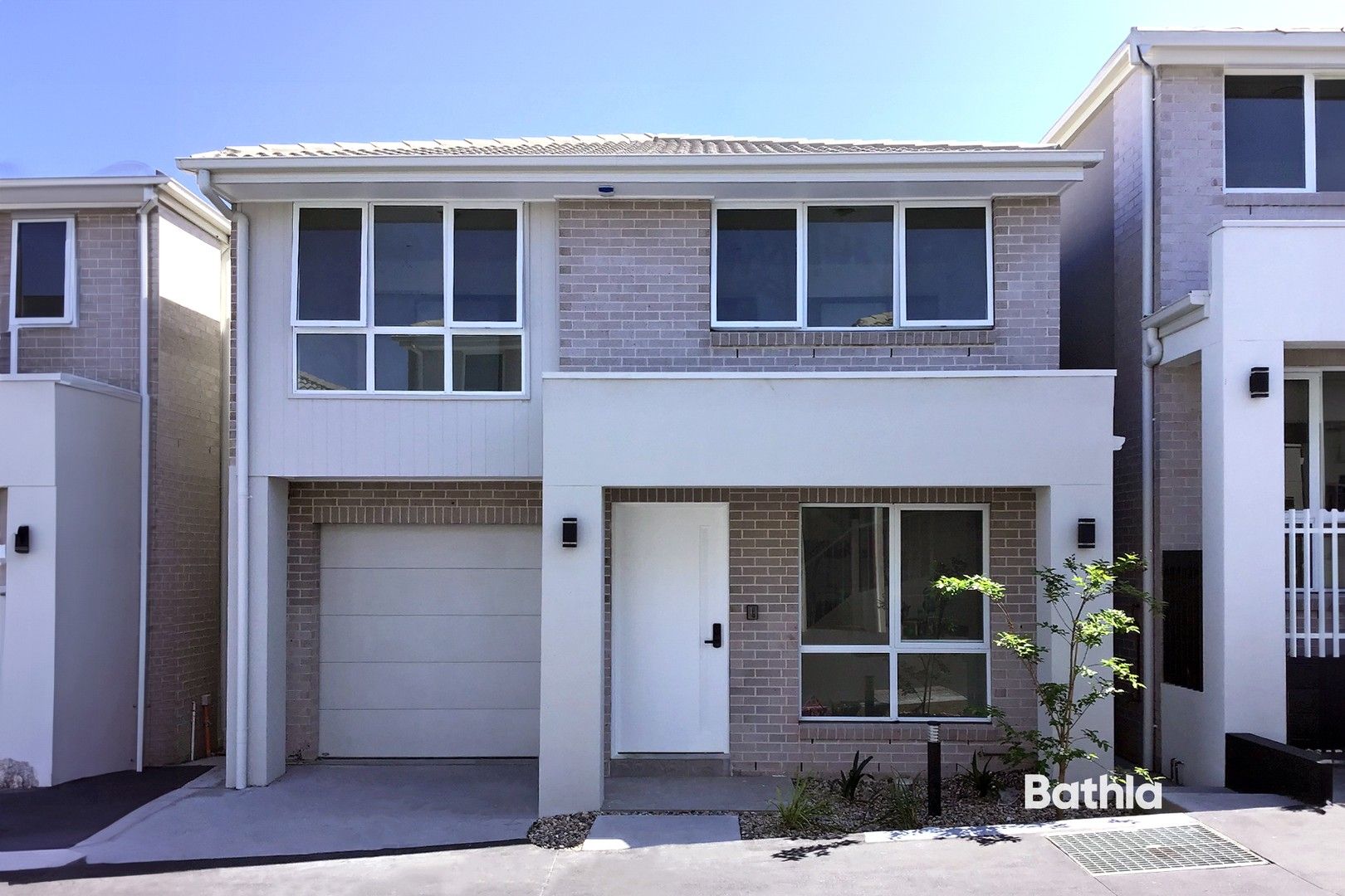 4 bedrooms Townhouse in 4 Madley Glade TALLAWONG NSW, 2762