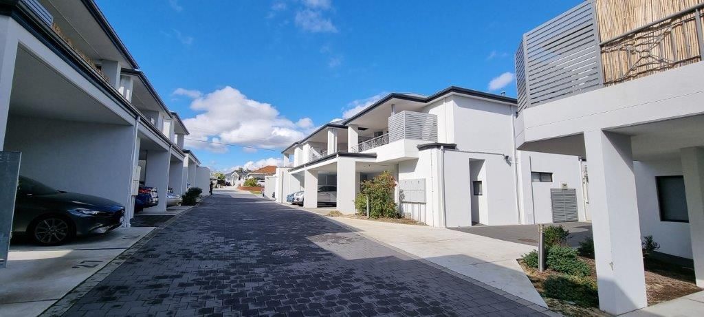 2 bedrooms Apartment / Unit / Flat in 19/33 Beechboro Road South BAYSWATER WA, 6053