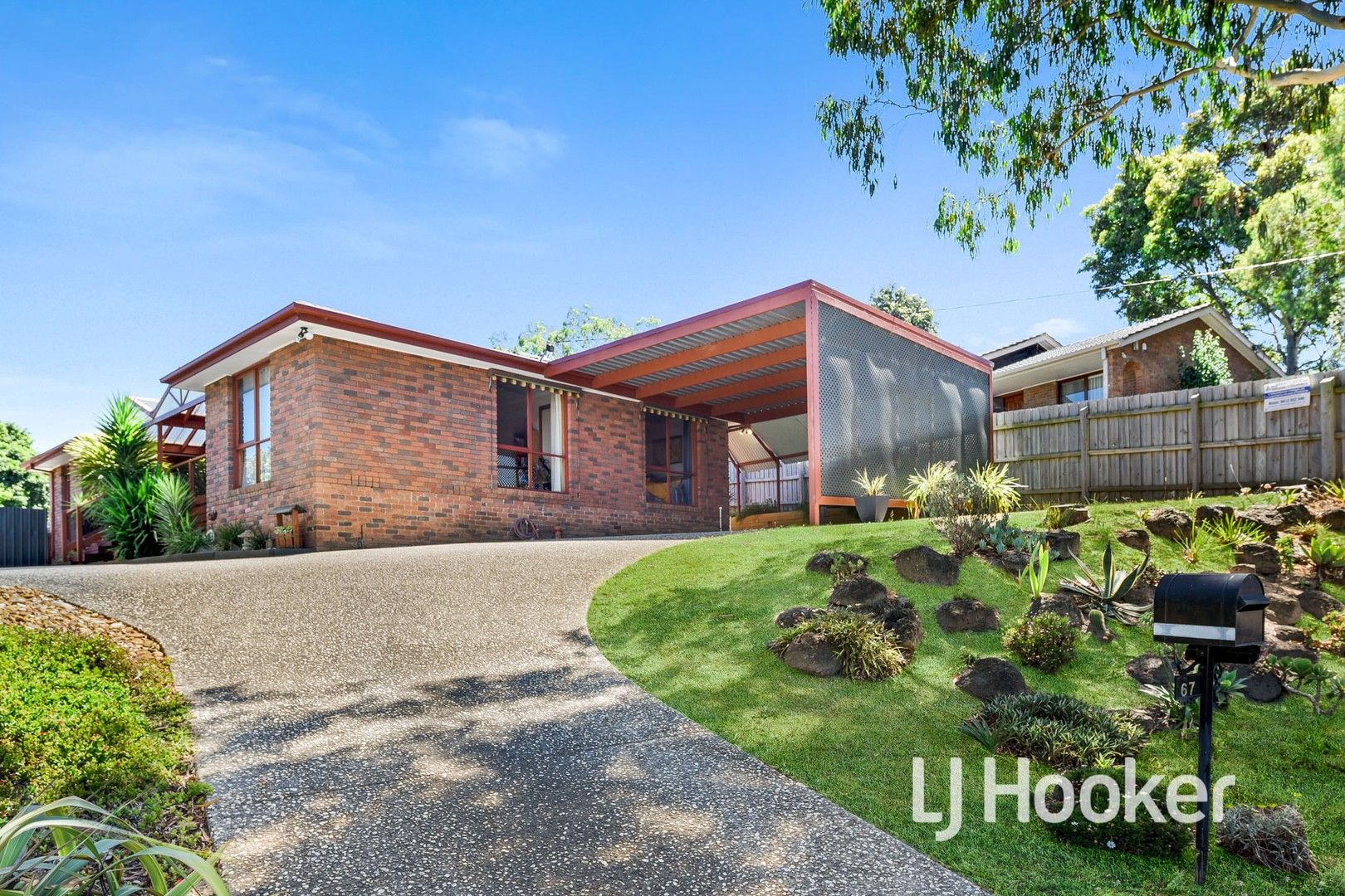 4 bedrooms House in 67 Ahern Road PAKENHAM VIC, 3810