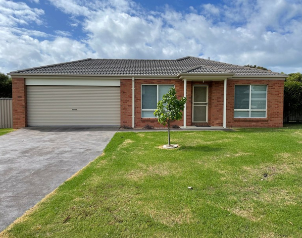 5 Acrux Drive, Newlands Arm VIC 3875