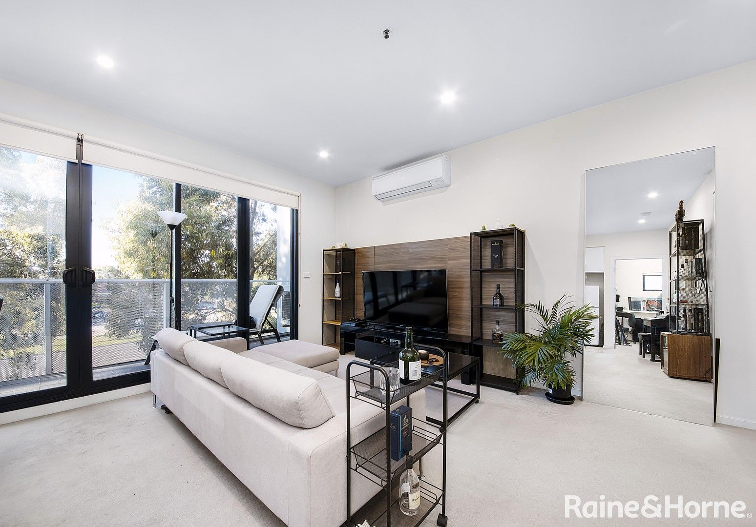 204/80 Cheltenham Road, Dandenong VIC 3175, Image 0