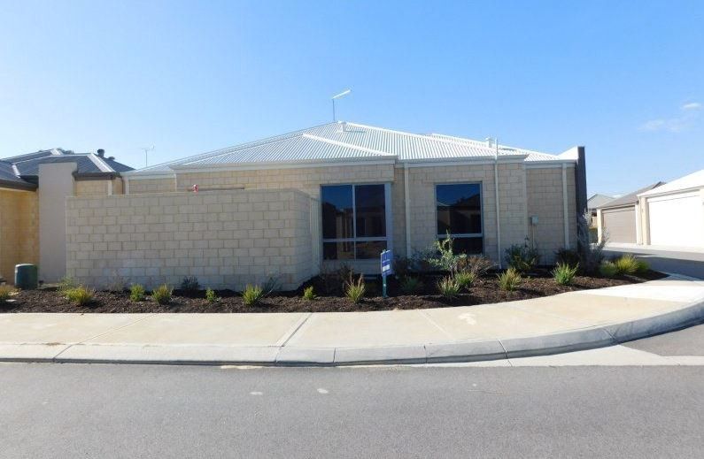 3 bedrooms House in 14 Lunata Street DAYTON WA, 6055