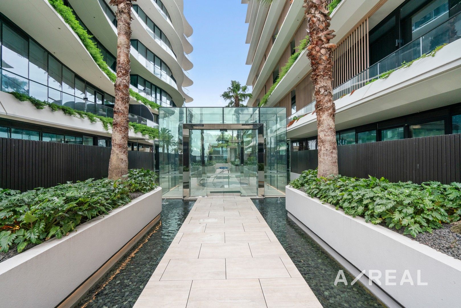 1 bedrooms Apartment / Unit / Flat in 806a/14-16 The Esplanade ST KILDA VIC, 3182