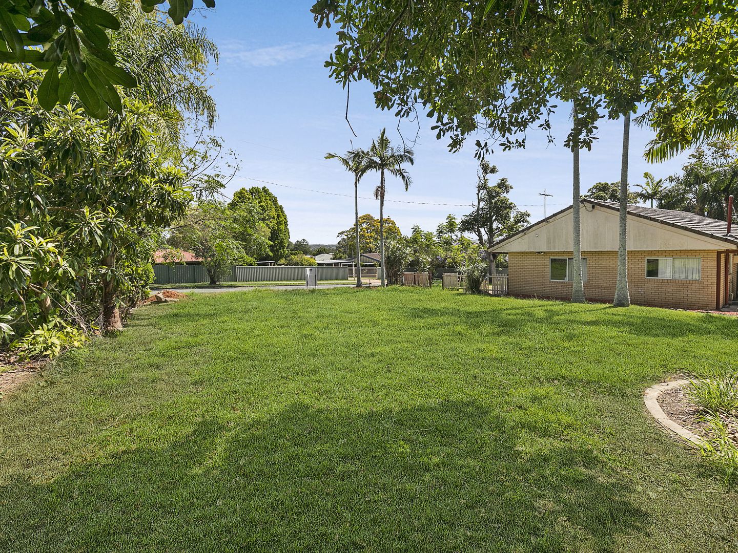 2 DAVESON ROAD, Birkdale QLD 4159, Image 1