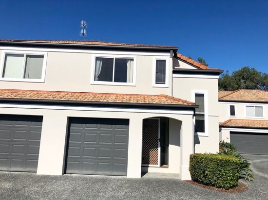 3 bedrooms Townhouse in 4 38 Robert Sreet LABRADOR QLD, 4215