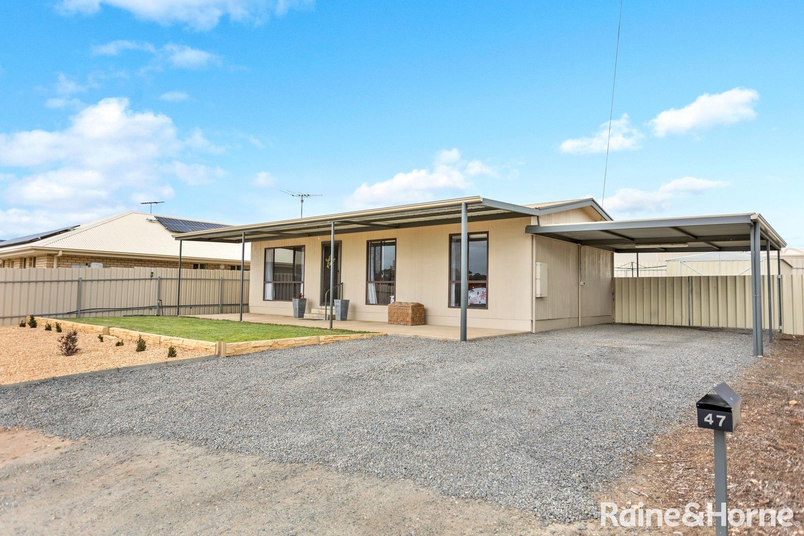 3 bedrooms House in 47 Darling Avenue MURRAY BRIDGE SA, 5253