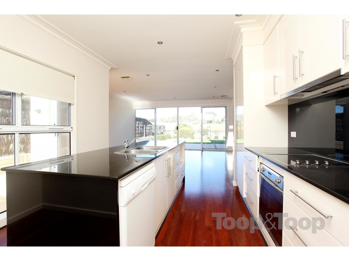 94 Coromandel Drive, Mccracken SA 5211, Image 2