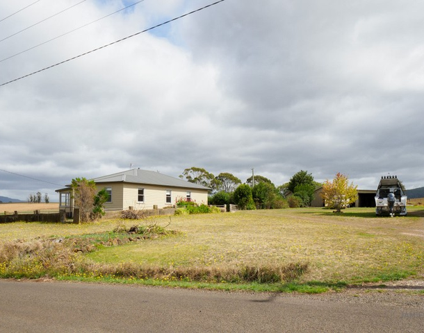 185 Weetah Road, Deloraine TAS 7304