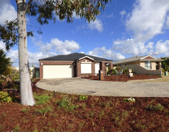 52 Calabria Road, Griffith NSW 2680