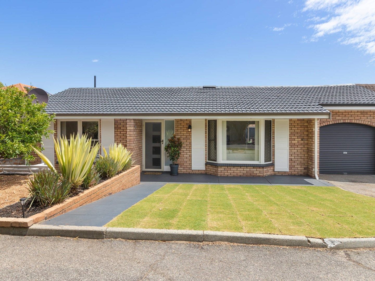 4/5 Bridges Road, Melville WA 6156, Image 0