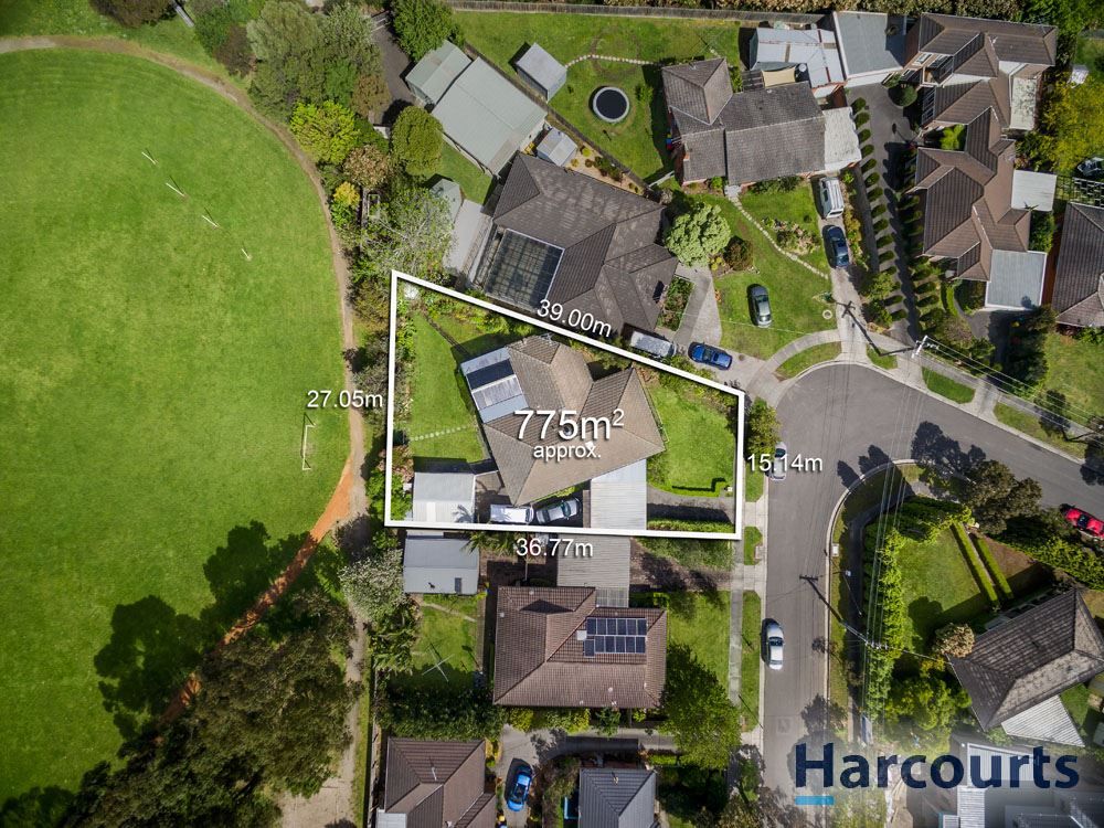 11 White Road, Wantirna South VIC 3152, Image 0