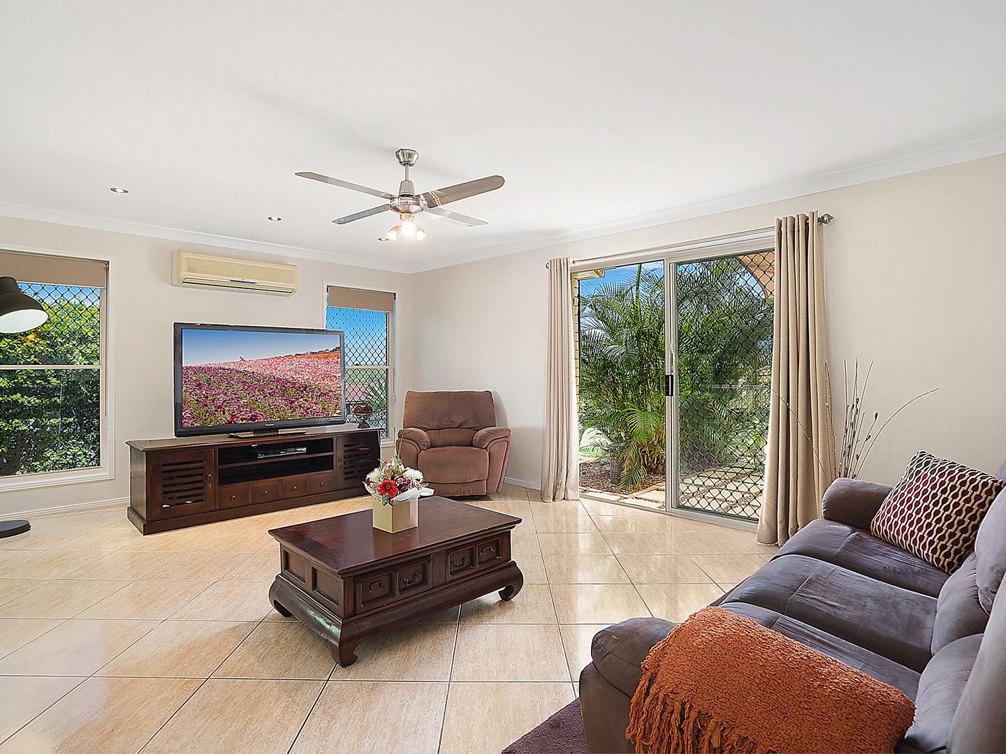 6 Orion Place, Springfield QLD 4300, Image 2