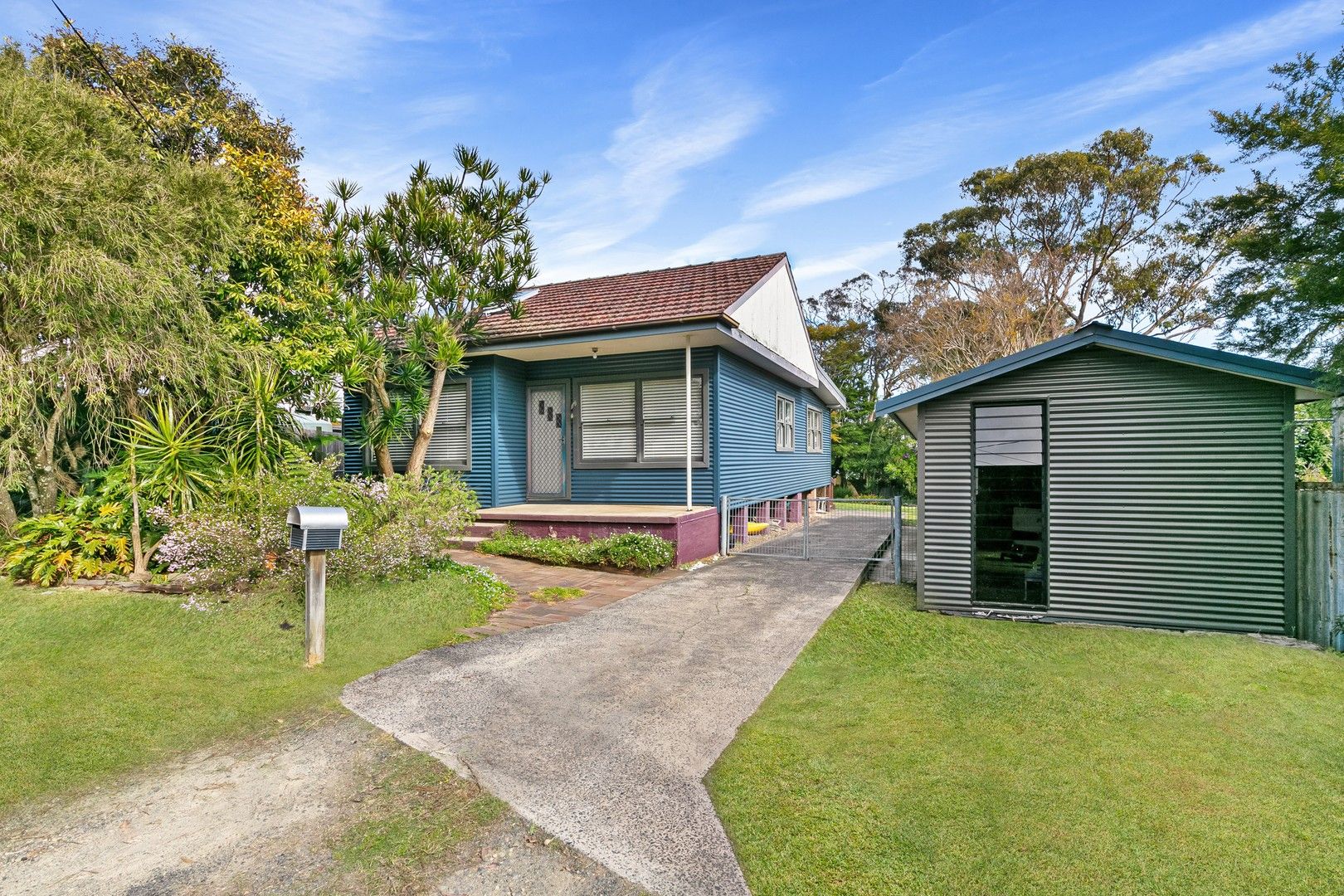 16 West Kahala Avenue, Budgewoi NSW 2262, Image 1